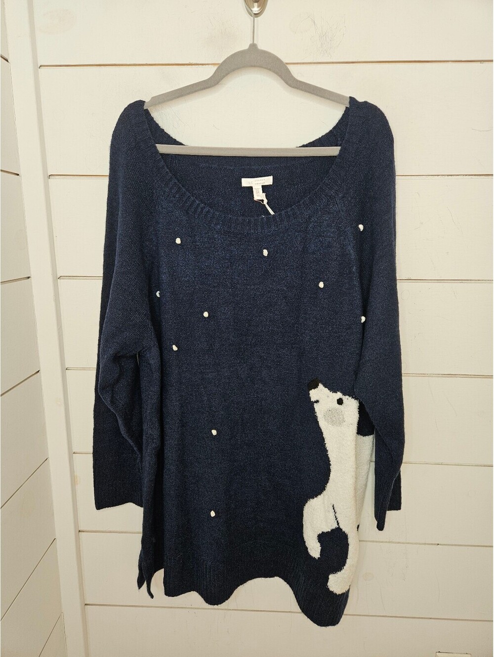NWT Lauren Conrad 3X navy blue with white polar bear scoop neck sweater